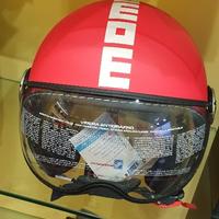 Casco momo design