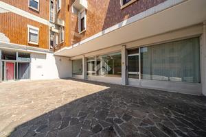 NEGOZIO A SAN GIOVANNI ILARIONE