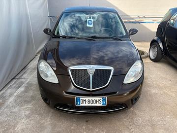 Lancia Ypsilon 1.4 Argento