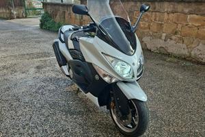 Yamaha T max 500