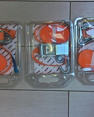 Cinghia di Ancoraggio  x 3 a Cricchetto 30mm x 4.7