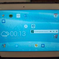 Tablet ASUS K010(TF103). con custodia e scatola