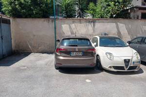 Posto auto moto scoperto