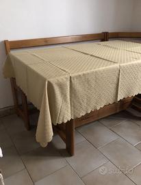 Tovaglia in poliestere. 115x155 cm