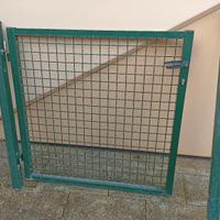cancelletto con montanti 