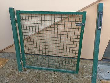 cancelletto con montanti 