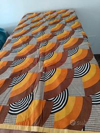 Coperta artigianale, anni Sessanta: 134 x 96 cm