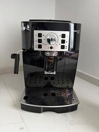 Delonghi magnifica S