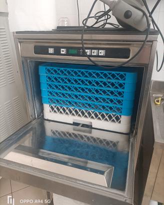 Lavastoviglie Zanussi industriale