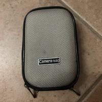 Custodia per fotocamera colore grigio e nero