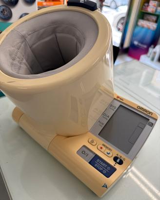Misuratore pressione OMRON