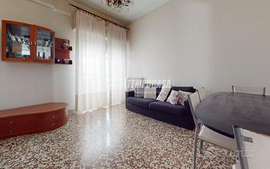 Trilocale con infissi nuovi e cappotto termico in