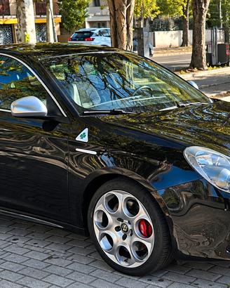 Alfa Romeo Giulietta quadrifoglio Verde 1750 TBi