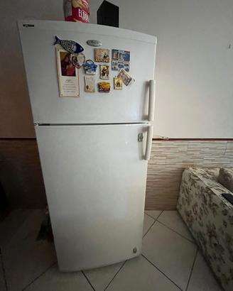 Divano frigo e letto mai usato 150 tutto