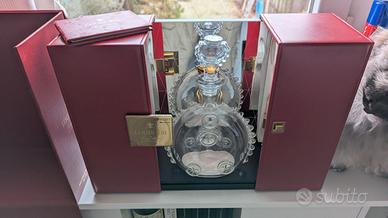 Cognac Remy Martin custodia e bottiglia