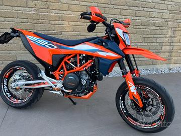 KTM 690 SMC R