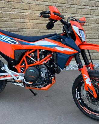 KTM 690 SMC R