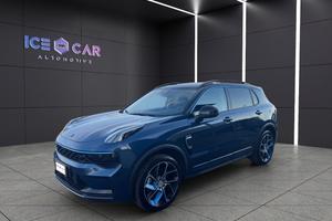 LYNK&CO 01 PHEV TETTO APRIBILE