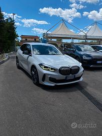 Bmw serie 1 m sport 116 d modello f 40 anno 2021