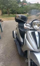 Beverly 400cc prezzo TRATTABILE 