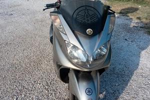 Yamaha Majesty 400