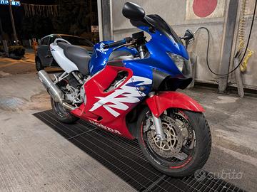 Honda cbr600f 