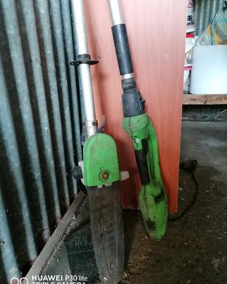 attrezzi da lavoro per giardino 
