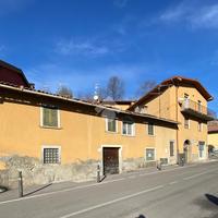 CASA SEMINDIPENDENTE A CLUSONE