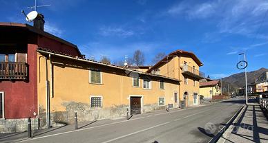 CASA SEMINDIPENDENTE A CLUSONE