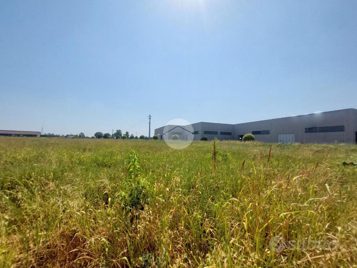 TERRENO A TRAVAGLIATO - Vista 4