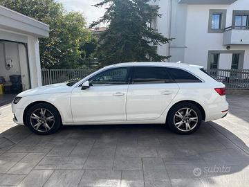 audi A4 Avant 2.0 TDI quattro S Tronic Business 