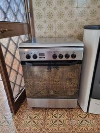 Cucina Indesit elettrica + gas