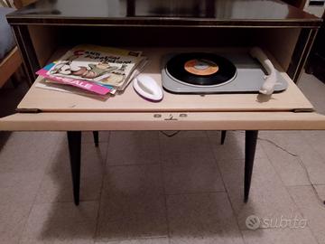 Giradischi con mobile d epoca