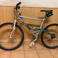 MTB DH  vintage SINTESI BROMONT