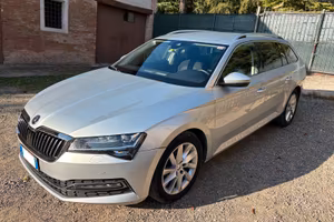 Superb 2020 4x4 2.0 tdi Style 190cv DSG GancioTr.