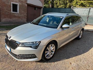 Superb 2020 4x4 2.0 tdi Style 190cv DSG GancioTr.