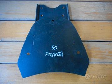 Piastra staffa bauletto piaggio beverly