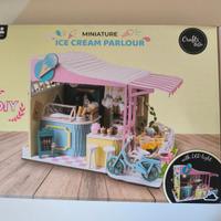 Miniature ICE CREAM PARLOUR