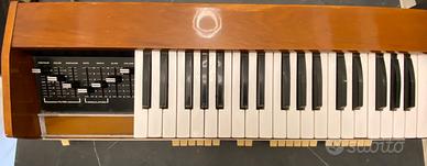 Moog Satellite Synthesizer 1050