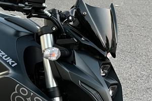 Cupolino suzuki gsx 8s e gomme dunlop