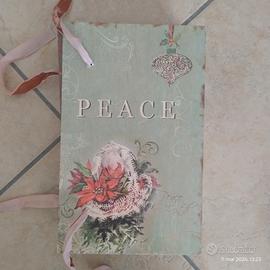 Scatola a forma di libro