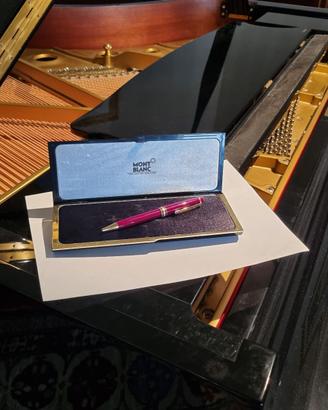Penna Montblanc bordeaux con scatola, da 500 a 225