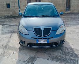 Lancia Ypsilon 1.2 Argento NEOPATENTATI