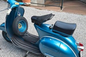 Vespa 150 VBB1T perfetta documenti originali 1961
