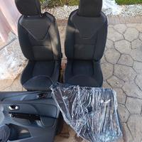 Interni Clio 4 serie