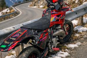 Supermoto
