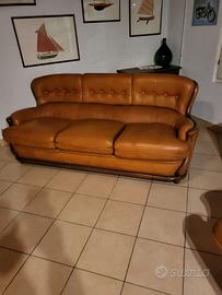 Divano letto e 2 poltrone in pelle anni 70