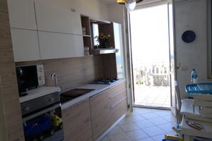 Appartamento direttamente sul mare a Torrette diFa