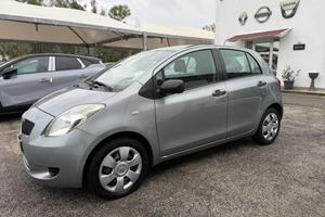 TOYOTA Yaris 1.0 5p.