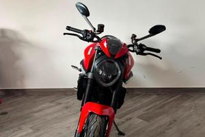 Ducati Monster 937